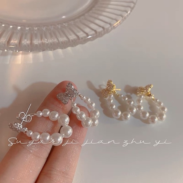 bông tai hình nơ xoắn vòng châu tiểu thư, khuyên tai đính đá và vòng hạt bẹt xinh xắn