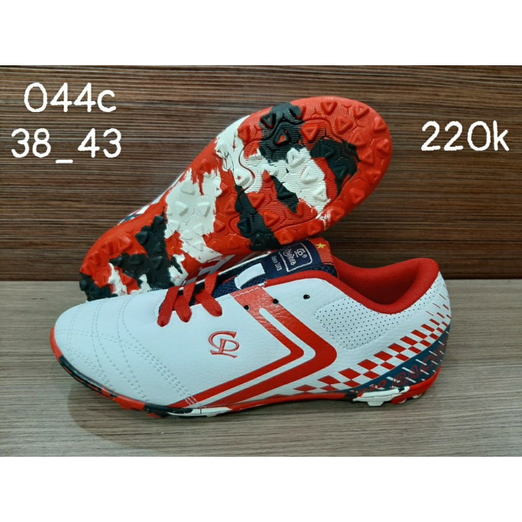 Giầy đá bóng sân cỏ nhân tạo Cp 044c giảm sốc từ 220k còn 119k đầy kho
