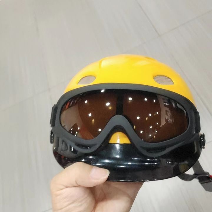 Kính Bảo Hộ Chống Bụi Chống Tia UV Khi Đi Xe Máy Sự Bảo Vệ