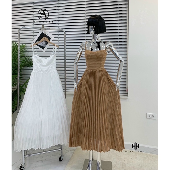 Đầm 2 dây dập ly hoa nổi