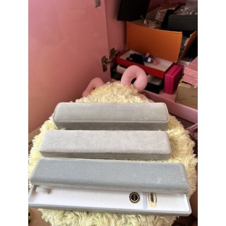 Hộp nhung đựng trang sức