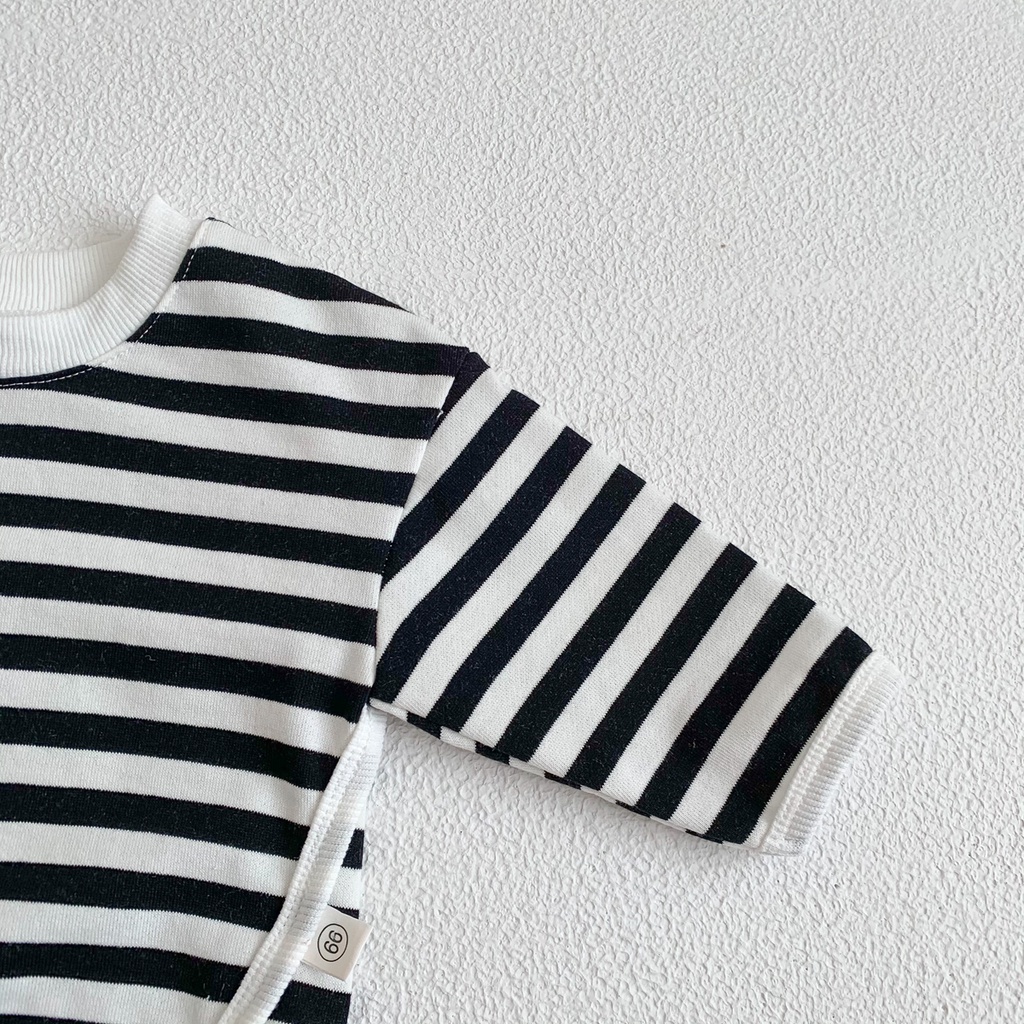 Áo Thun Tay Dài Họa Tiết Kẻ Sọc Thời Trang Mùa Thu Dễ Phối Đồ Cho Bé Trai Và Gái