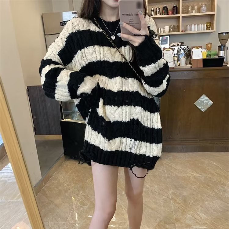 IELGY    Áo sweater Dáng Rộng Họa Tiết Kẻ Sọc Màu Sắc Tương Phản Thời Trang Cho Nữ