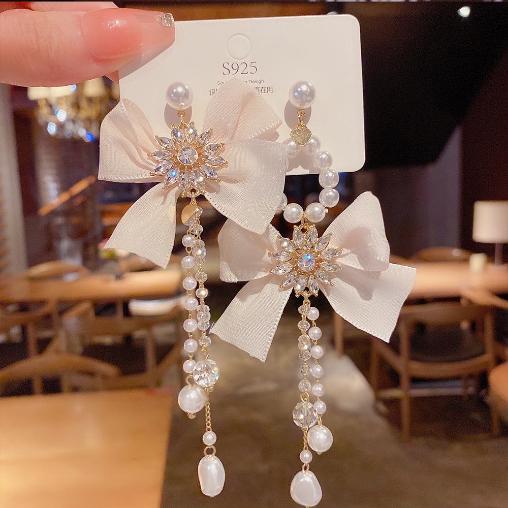 Khuyên Tai Dáng Dài Đính Đá Ngọc Trai Siêu Lấp Lánh Phong Cách Hàn Quốc Mới