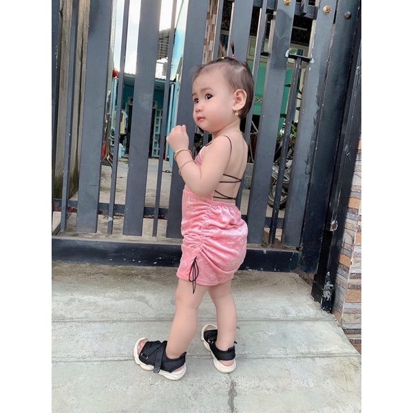 Body nhung dây cho bé gái