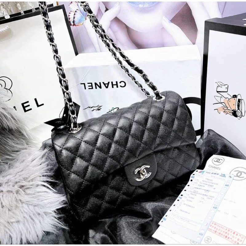 túi đeo vai dáng classic da hạt khóa bạc 26cm