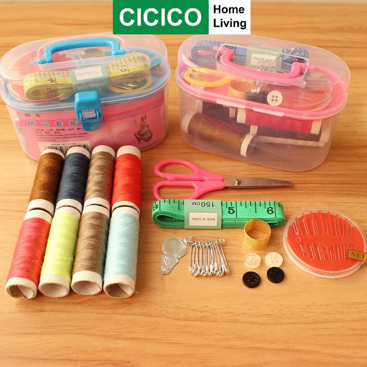 Bộ kim chỉ may vá 15 chi tiết Cicico K235, có hộp đựng kim chỉ nhỏ gọn, đầy đủ dụng cụ may vá.
