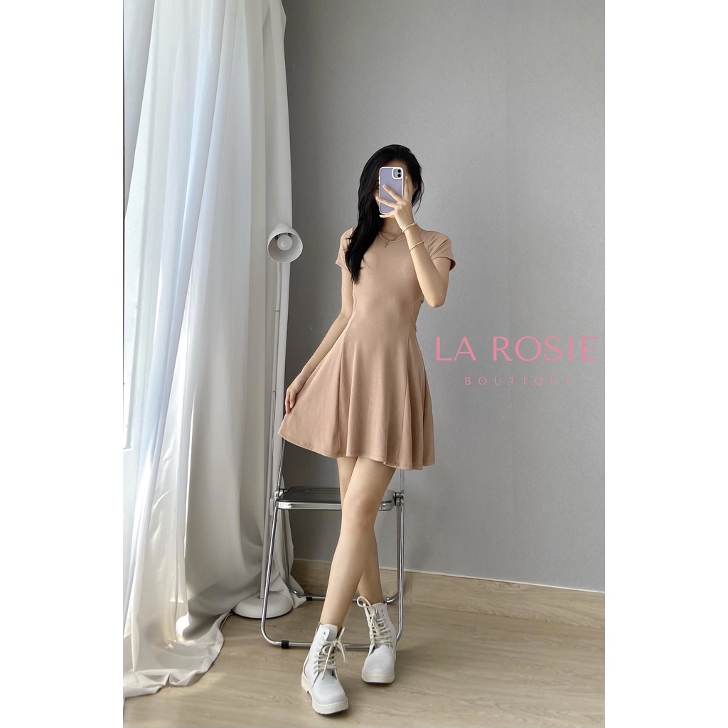 Đầm Xòe Khoét Eo Hở Lưng Freesize LA ROSIE BOUTIQUE