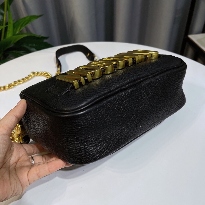 Túi Moschino dáng Camera