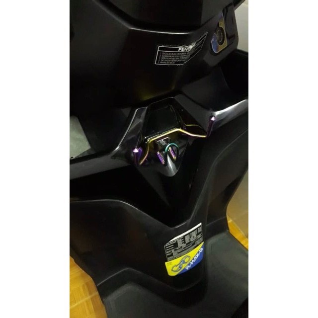 Móc treo đồ xe máy Vario Vision Inox TRẮNG tặng kèm móc chữ U 3 móc tiện lợi gắn được nhiều loại xe máy