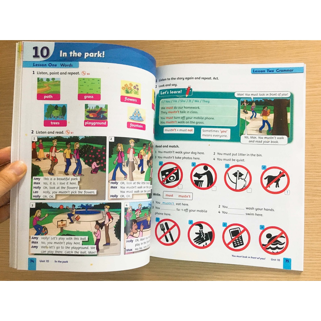 Sách - Family and Friends 3 bản 1st edition