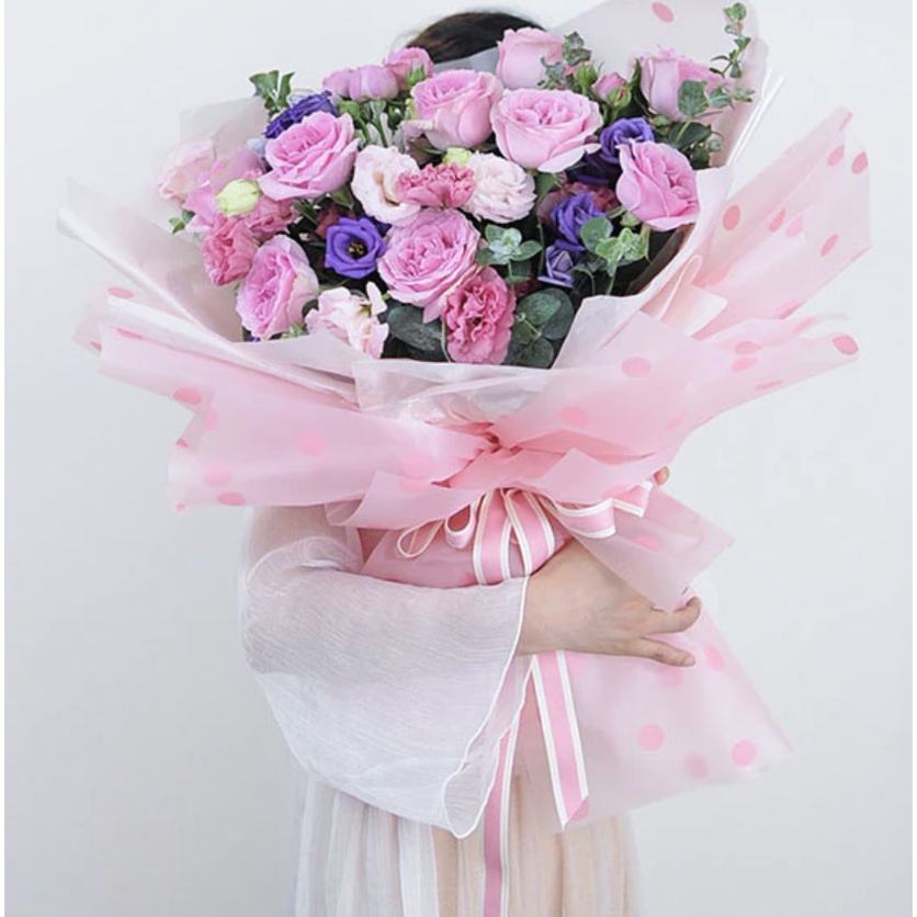 Giấy gói hoa mờ hoạ tiết chấm bi