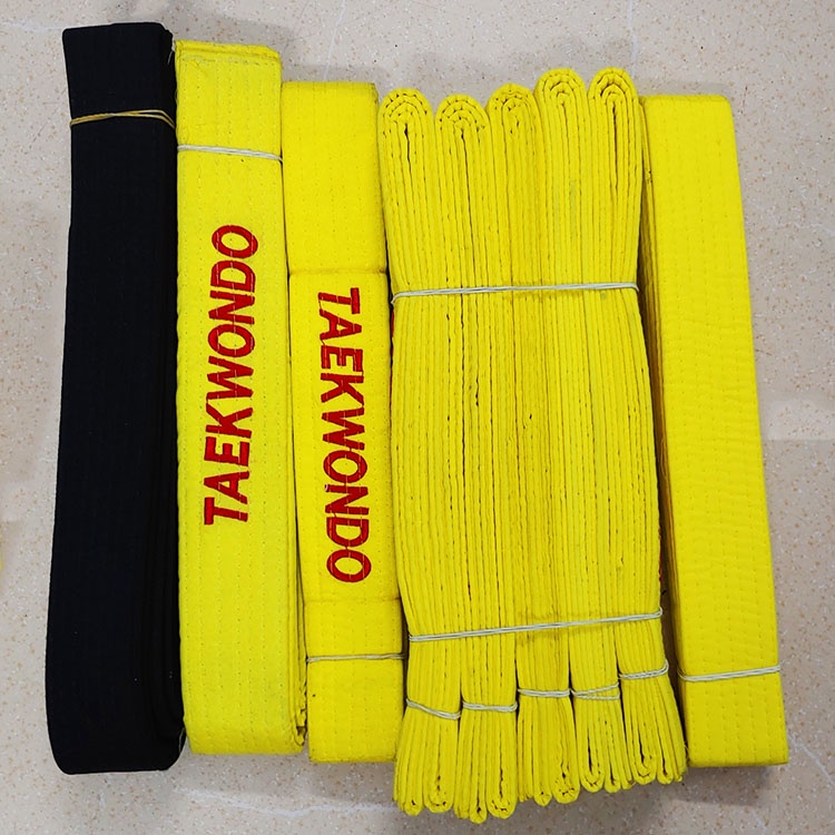 Đai võ phục Taekwondo giá rẻ chuyên dùng cho võ thuật phong trào + nghiệp dư