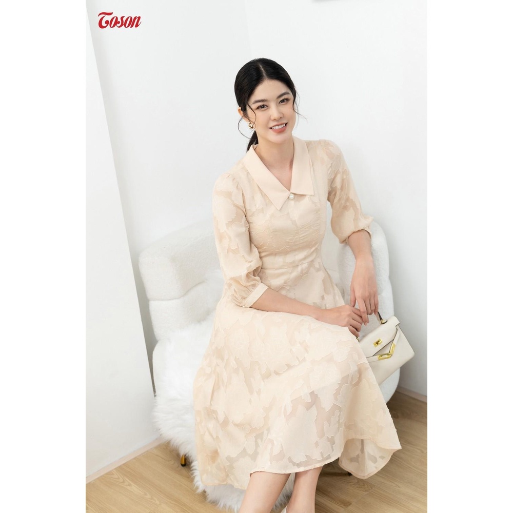 Đầm be da tơ thêu nổi, dáng xòe, cổ sen Toson 43952E82