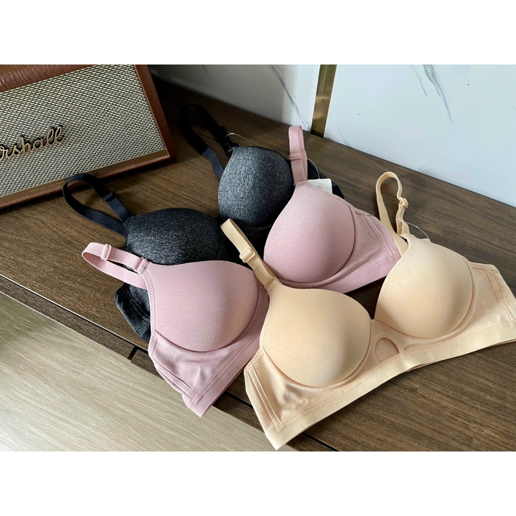 ÁO LÓT THÁI SISTER HOOD,ĐỆM MỎNG KHÔNG GỌNG 1999#