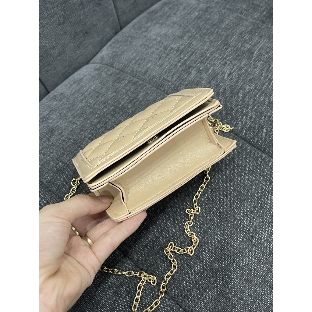 Ví mini cầm tay thêu ô trám có hai ngăn kèm dây xích đeo chéo LK279