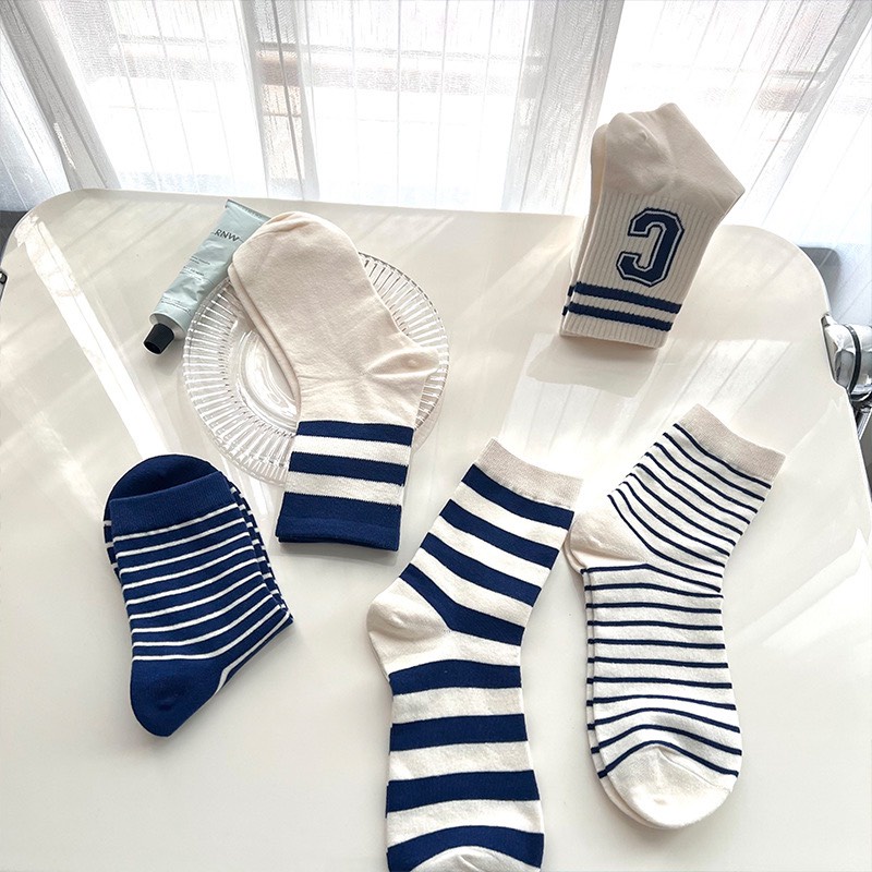 Tất Vớ Cao Cổ Thể Thao Nam Nữ Phong Cách Hàn Quốc Chữ C