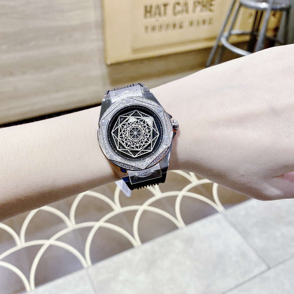 Đồng Hồ Nữ Hanboro HBR 674 Nạm Đá - Dây Cao Su , Máy Quartz - Pin , Size 36mm