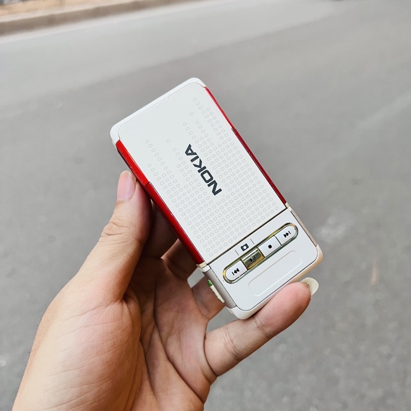 NGUYÊN ZIN, chính hãng điện thoại cổ Nokia 3250