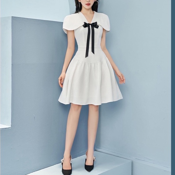 Đầm trắng đính nơ thanh lịch, thiết kế dáng xòe, thích hợp đi làm, dạo phố, dự tiệc - T031