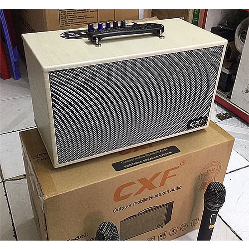Loa karaoke di động CXF GL-8092, kèm theo 2 mic ko dây