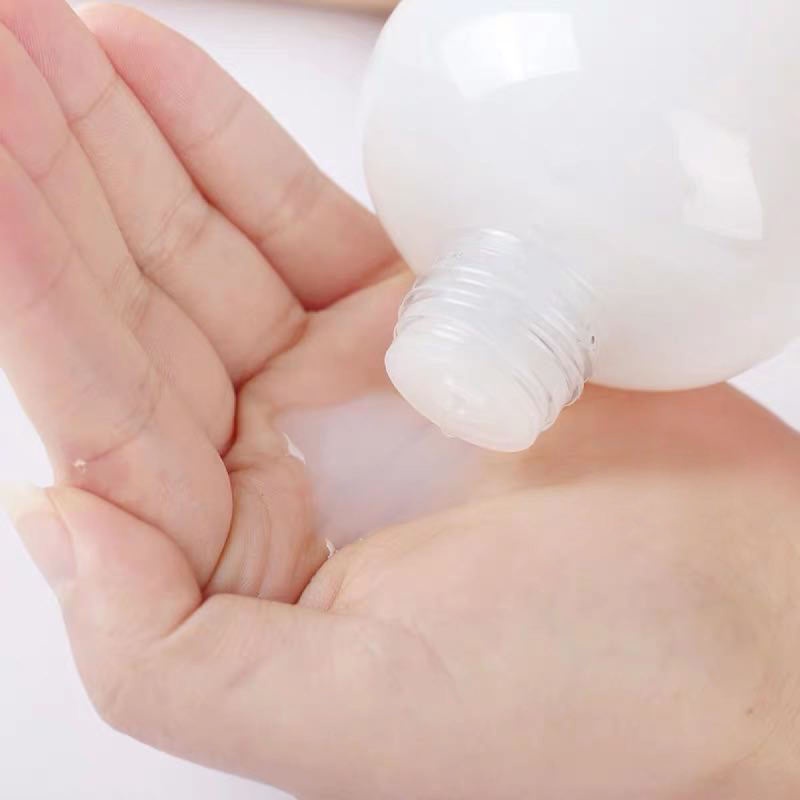 Lotion Naturie Hatomugi 500ml bù nước dưỡng ẩm, giữ ẩm chiết xuất từ hạt ý dĩ