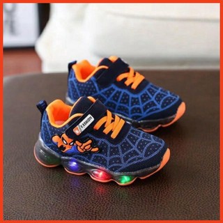 Giày spiderman cho bé trai (còn size 26)
