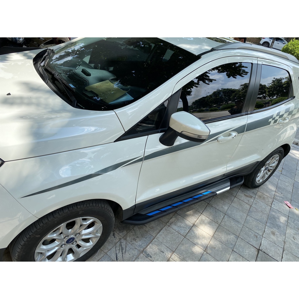 Bậc lên xuống, bệ bước chân xe Ford Ecosport đời 2014 - 2022. Bậc nhôm đúc. Khắc laser miễn phí
