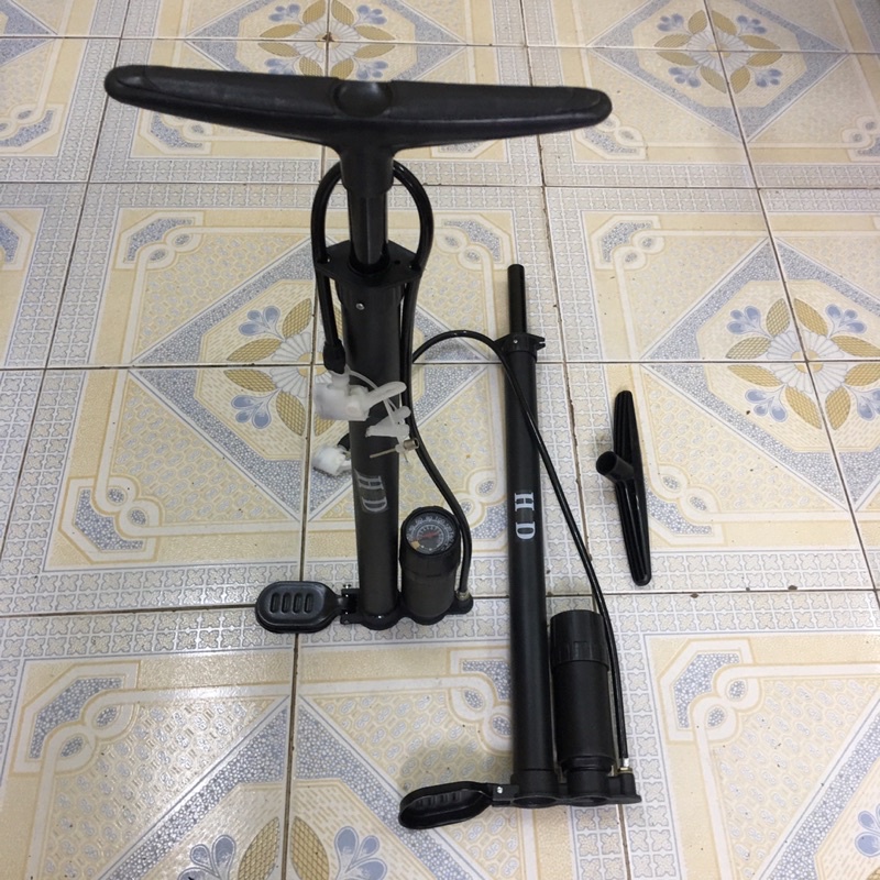 BƠM XE ĐẠP XE MÁY CÓ  ĐỒNG HỒ ĐẾ GANG