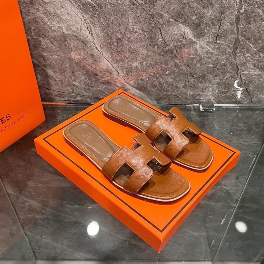 Dép Hesmes Loại 1 Quảng Châu Cao Cấp Full Box Tag Mác Màu Sắc Trung Tính Dễ Phối Đồ