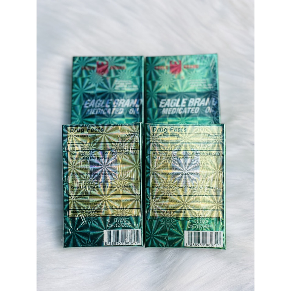 Dầu gió con ó  Eagle Brand Medicated Oil Refresh 24ml Singapore
