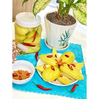 Xoài non ngâm chua ngọt kèm muối, hũ 500g không tính nước.
