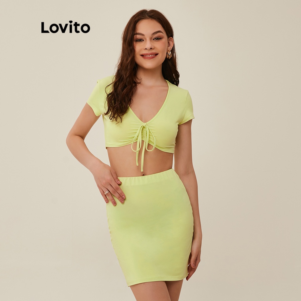 Lovito Set Chân Váy Xếp Ly Màu Vàng L20D391