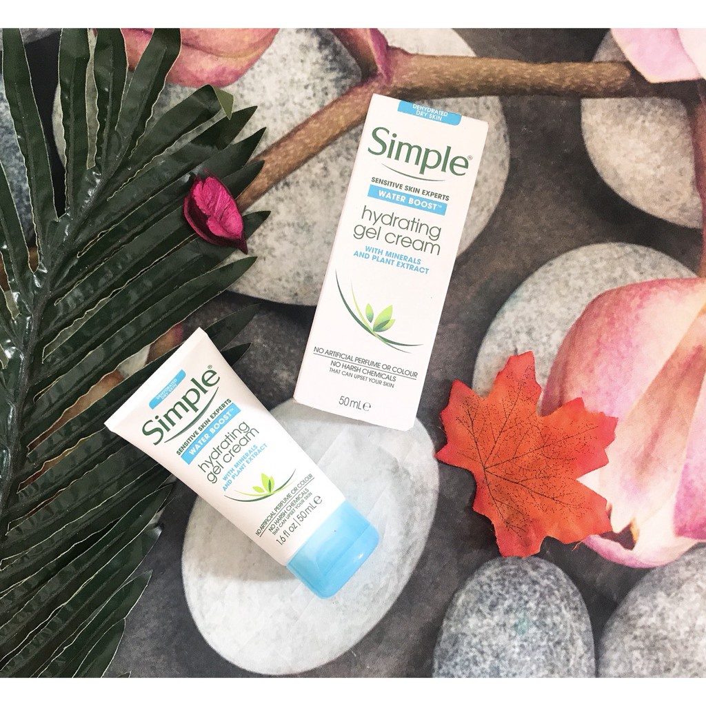 Kem Dưỡng ẩm Simple Sensitive skin expects Water boost Hydrating Gel Cream cho da khô 50ml PL002
