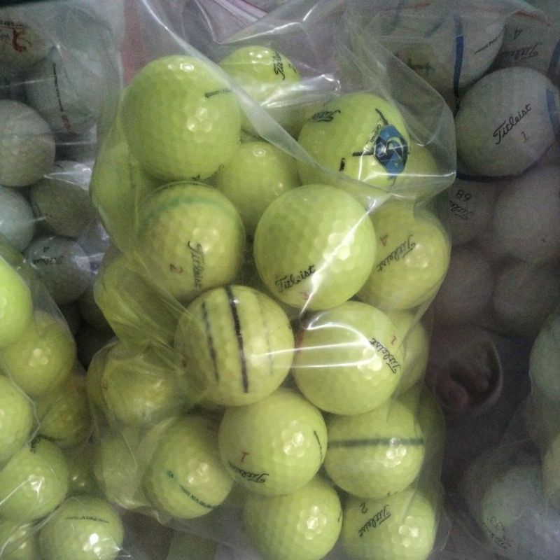 bóng Titleist PRO AVX