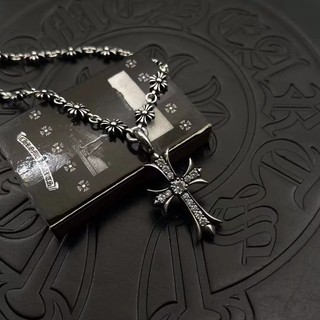 Vòng cỗ chromehearts thánh giá có đá