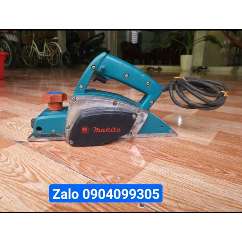 Bào gỗ Makita nội địa Nhật điện 100 volt, lưỡi 82mm