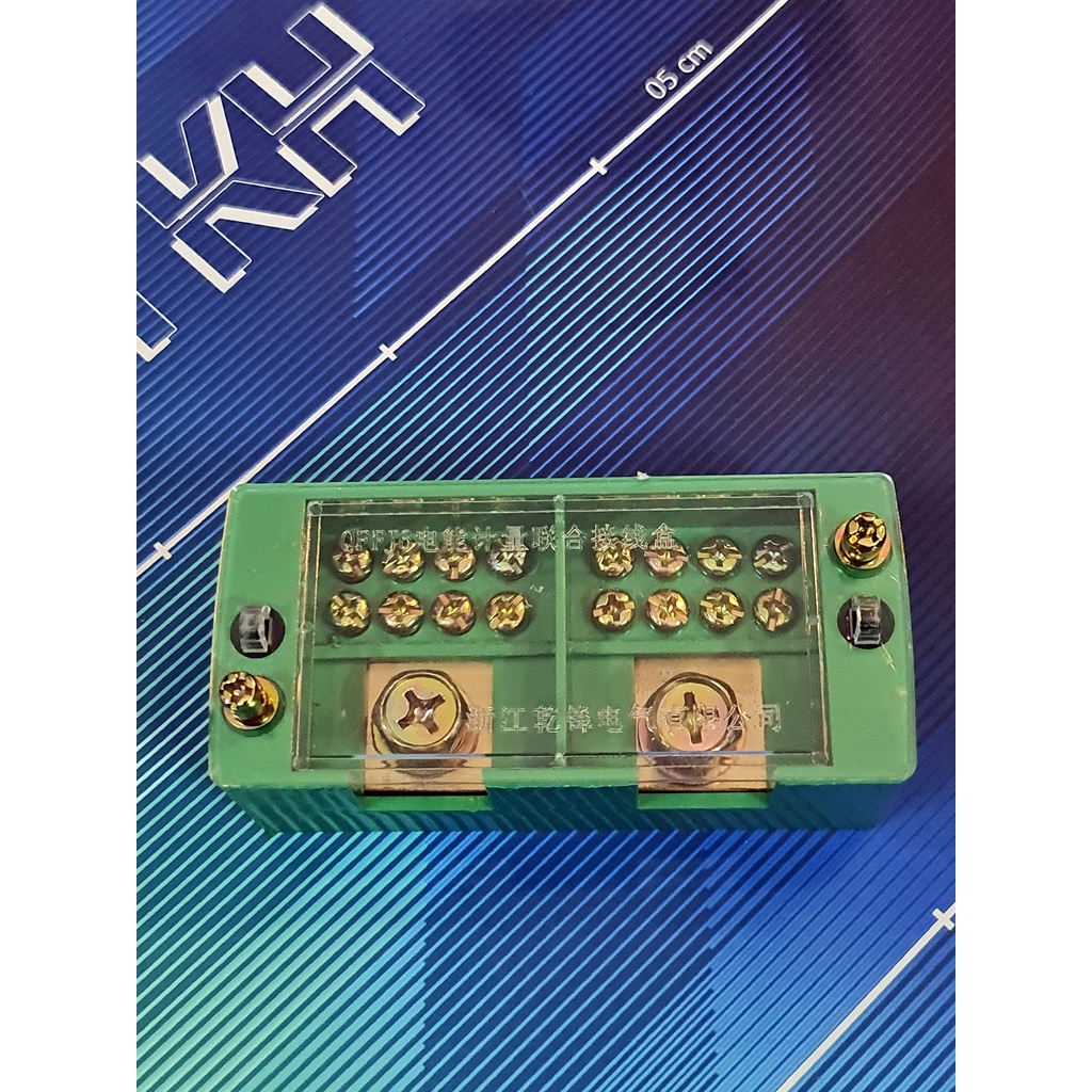 Box kết nối cao cấp 2 ra 8