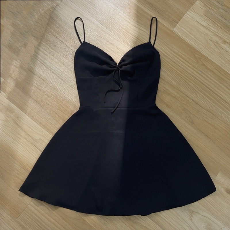 Đầm hở lưng buộc dây NANCY