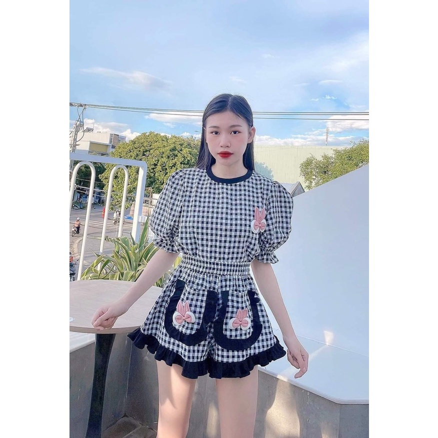 [11.11 Sale Freeship] Set bộ đùi nữ,áo cổ tròn sọc caro áo voan tay bồng thêu hình thỏ kèm quần cộc ngắn viền ren có túi