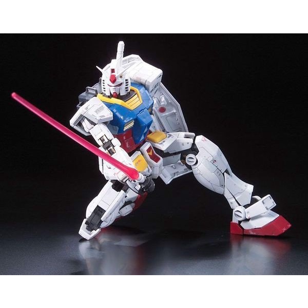 Mô hình lắp ráp Gundam RG 1/144 RX-78-2 Gundam