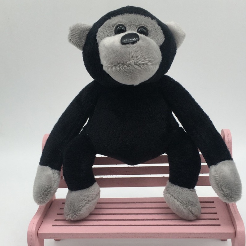 Móc khóa bằng bông treo balo hình khỉ đột leo cây