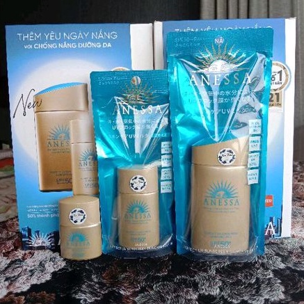 SỮA CHỐNG NẮNG ANESSA 2 MÀU CHO DA DẦU VÀ NHẠY CẢM SPF50+ PA++++