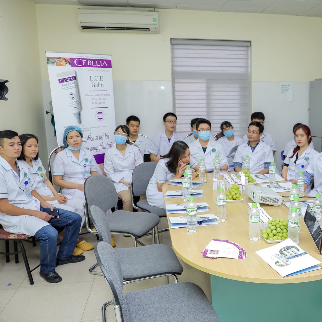 Kem Thoa Sẹo CEBELIA sau PTTM