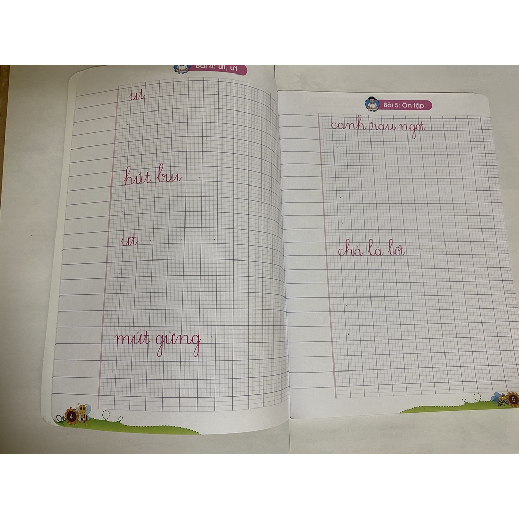 Sách - Vở ô li mẫu chữ lớp 1