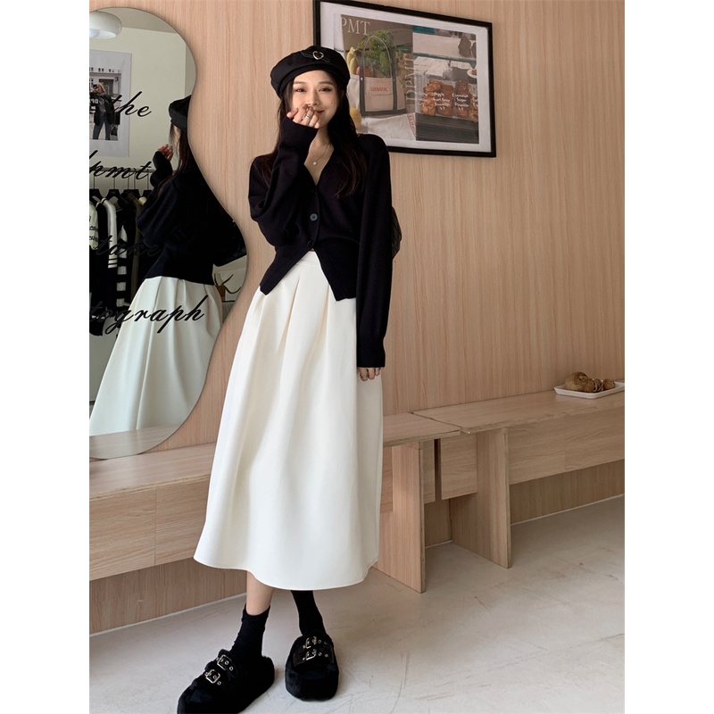 「MOTEL7」Áo Khoác Cardigan Dệt Kim Cổ Chữ V Màu Trắng + Chân Váy Chữ A Lưng Cao Xếp Ly Thời Trang Mùa Thu Cho Nữ