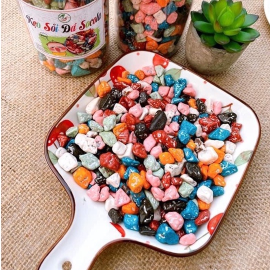 Kẹo sỏi đá nhân SOCOLA Lon  500gr