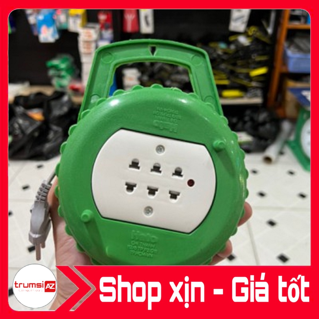Ổ cắm 3 cổng Hato dây dài 4m