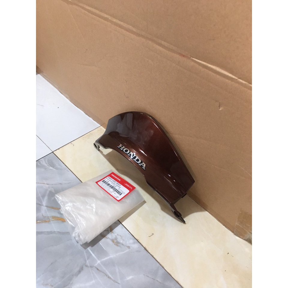 Bộ ốp đuôi sau dưới HONDA LEAD 110 năm 2009-2011 màu Nâu. *YR303M* 83603GGE900ZJ