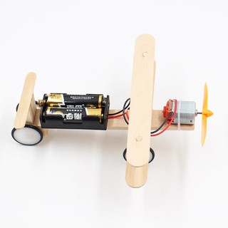 Máy bay gỗ một động cơ